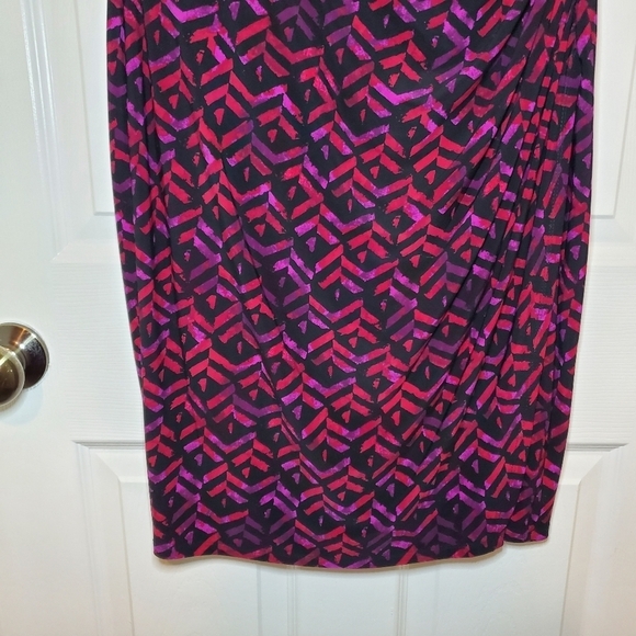 Lauren Ralph Lauren Elbow Sleeve Jersey Ruched Sheath Dress Black/Berry Sz 12 - Picture 5 of 12